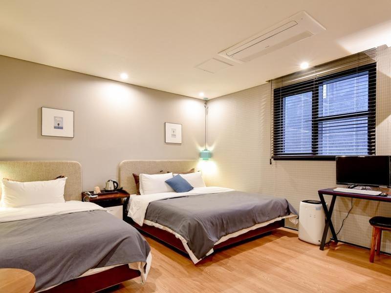 Brown-Dot Hotel Yangjeong بوسان المظهر الخارجي الصورة