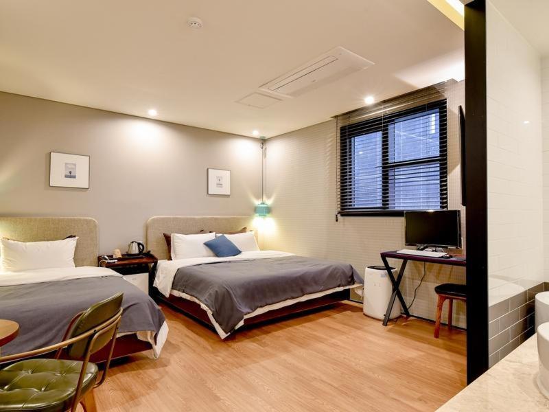 Brown-Dot Hotel Yangjeong بوسان المظهر الخارجي الصورة