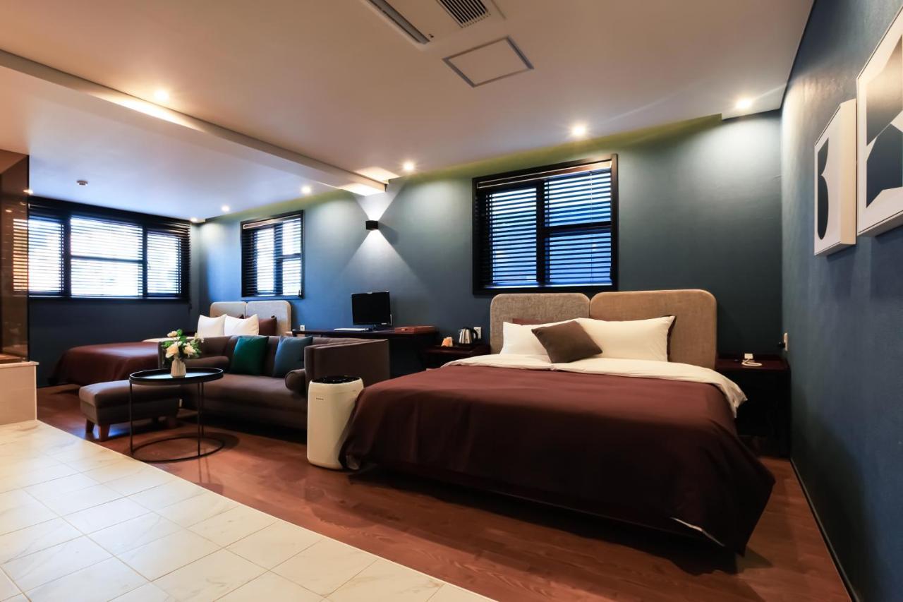 Brown-Dot Hotel Yangjeong بوسان المظهر الخارجي الصورة
