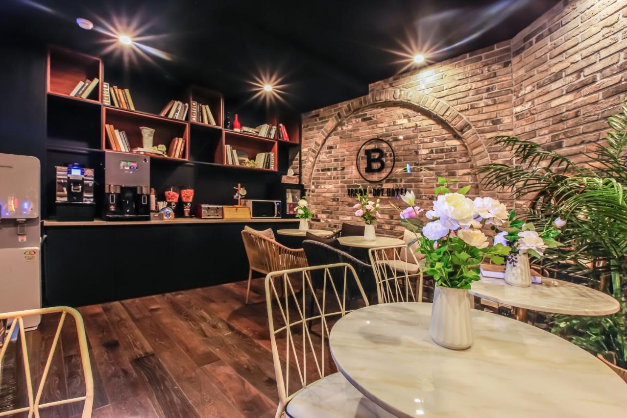Brown-Dot Hotel Yangjeong بوسان المظهر الخارجي الصورة